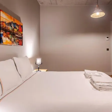 Beautiful Deluxe 1bd Poolgymparking! #373 公寓