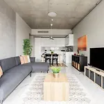 Beautiful Deluxe 1bd Poolgymparking! #373 Lejlighed