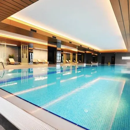 Beautiful Deluxe 1bd Poolgymparking! #373 Apartman